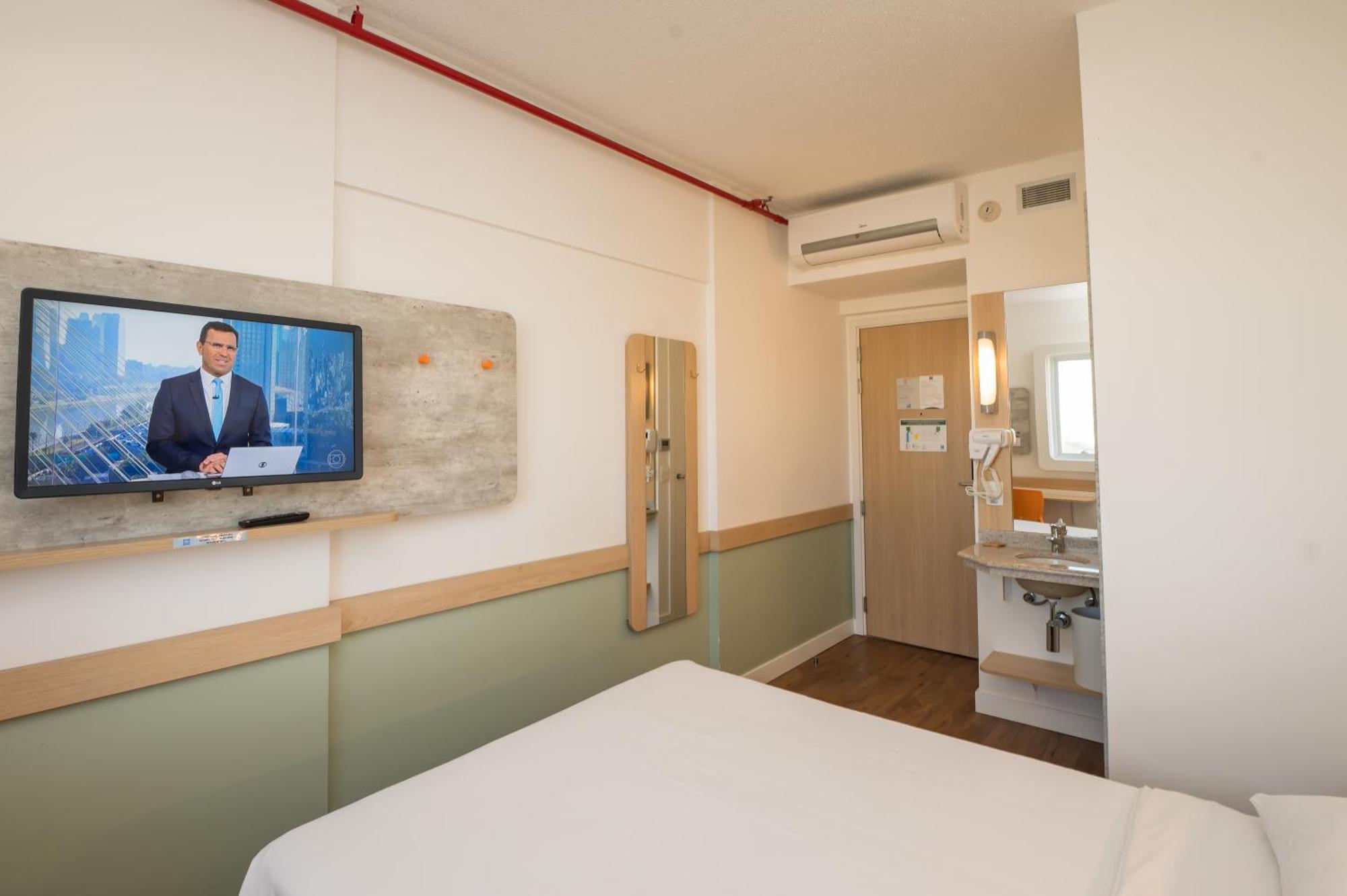 Ibis Budget Campinas Aquidaban Esterno foto